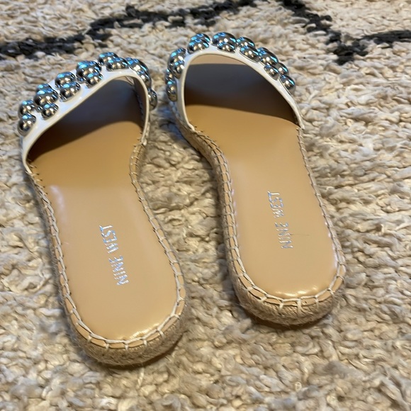 Nine West women’s sandals size 7 1/2 medium - Picture 3 of 8